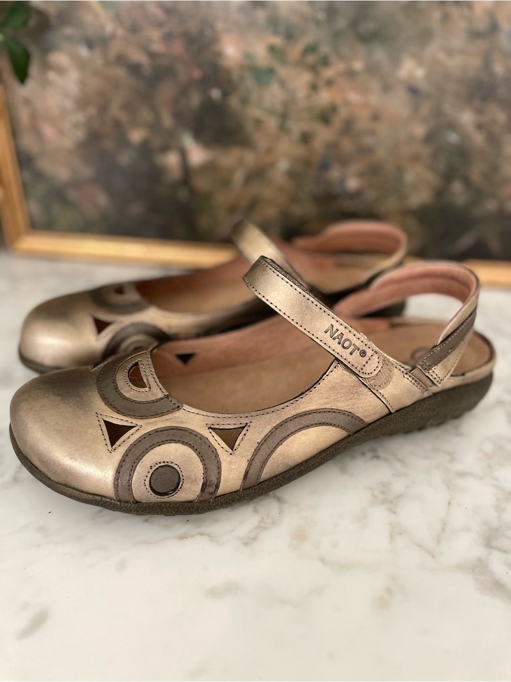 NEW Naot Rongo Mary Jane Shoes Womens Sz 10 (41) Aged Gold Brown Leather Sandals